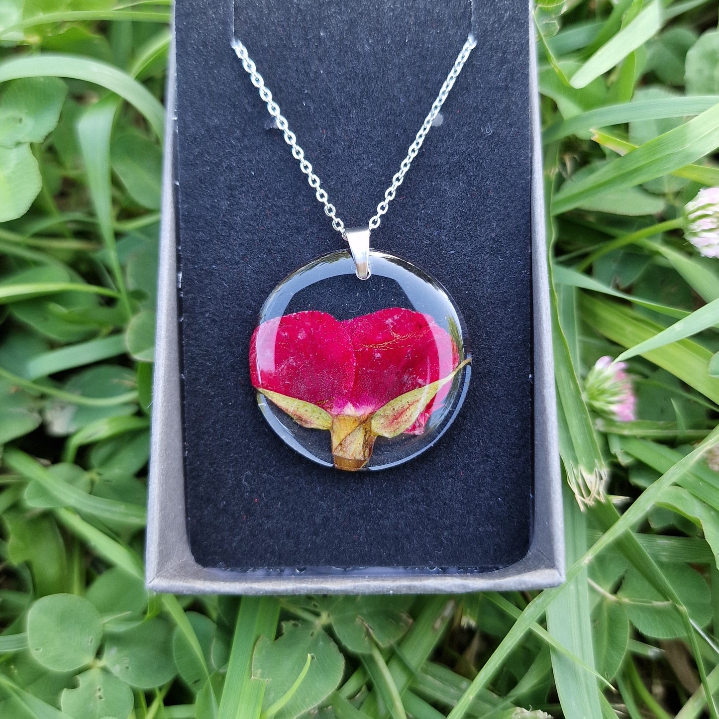 red rose necklace