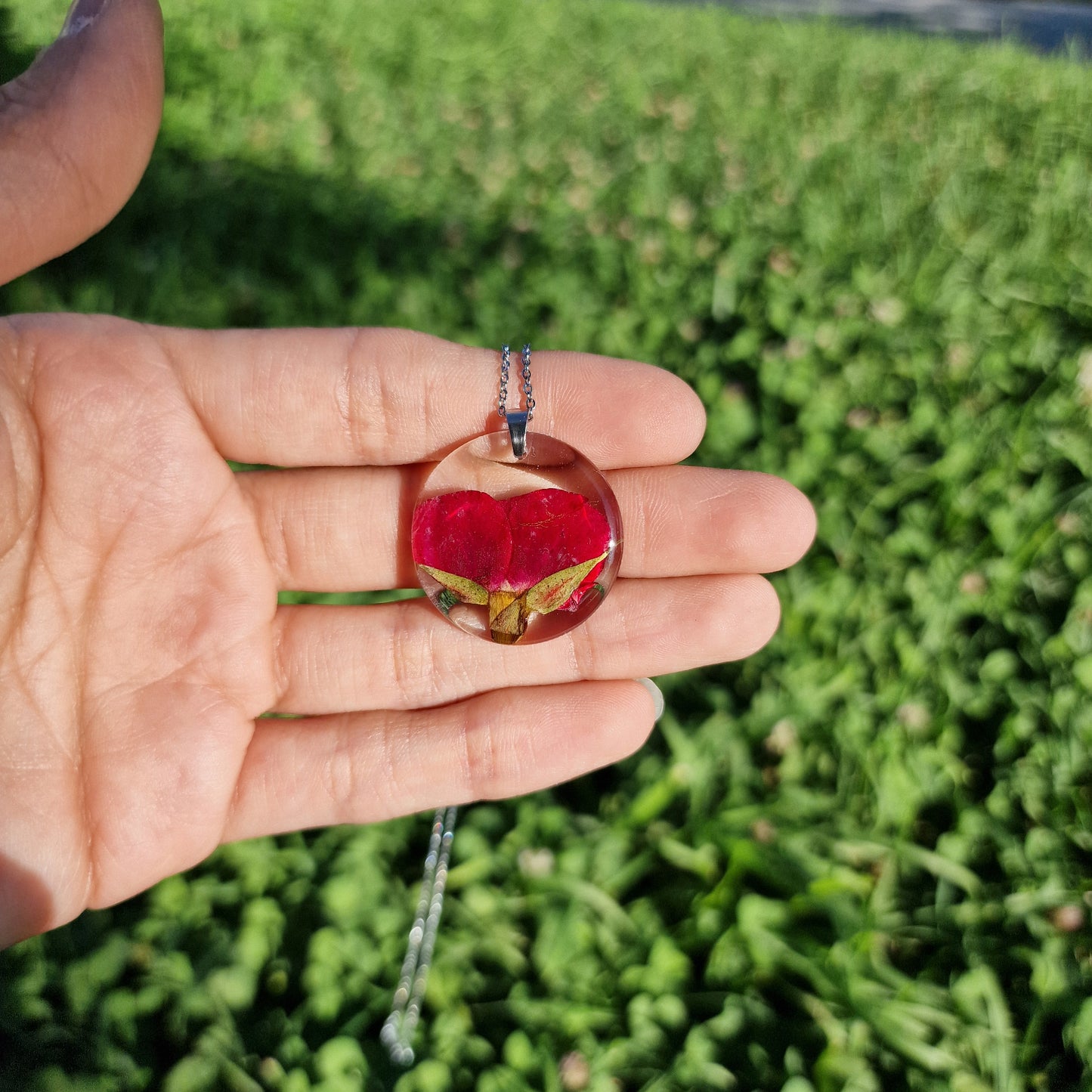 red rose necklace