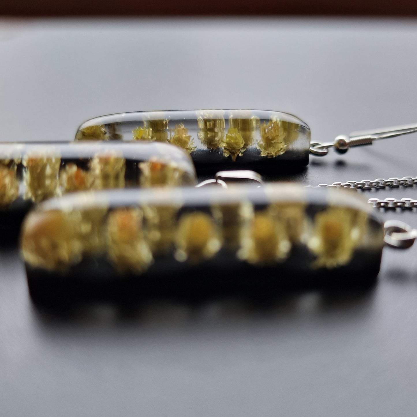Handmade Resin Jewelry Set with Real Dried ‘Helipterum Roseum’ Flower & 925 Sterling Silver