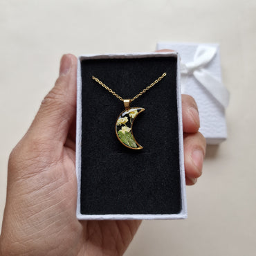 "Golden Moon" - Handmade necklace / by Mu Art Jewelry